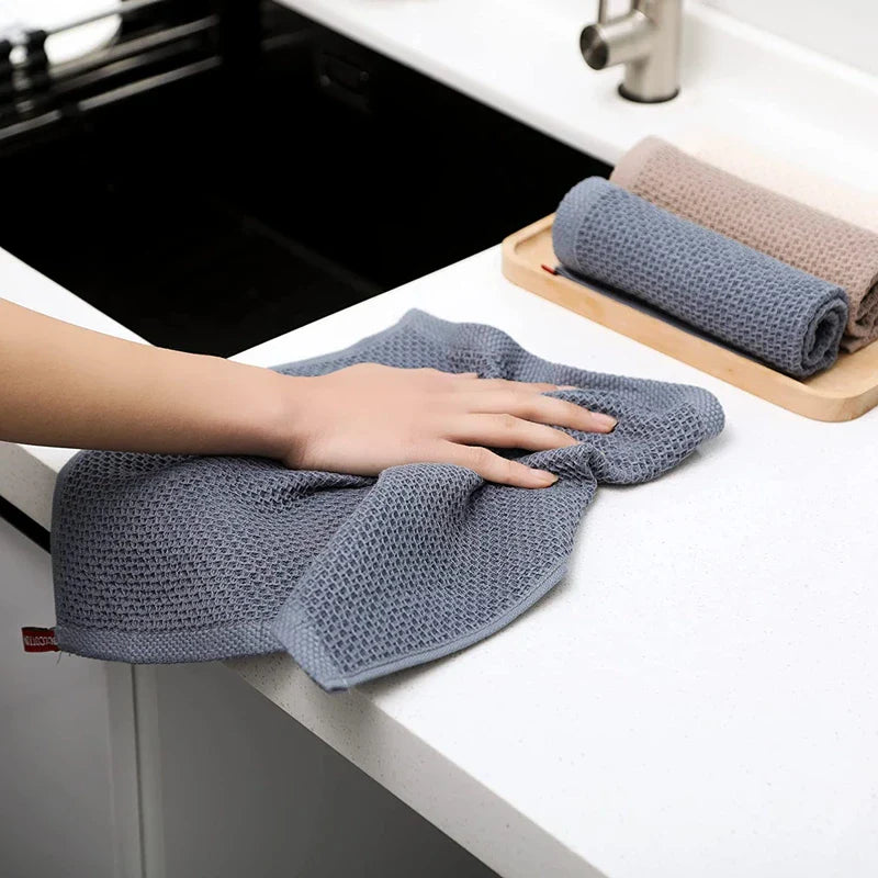 ultra-soft and absorbent dishcloth
